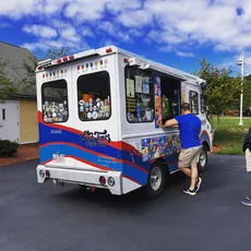 As we wrap up staff orientation and prepare to welcome students on Saturday, everyone was treated to ice cream from @goodtimescapecod