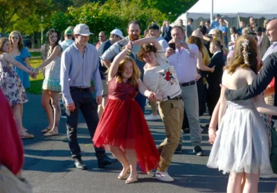 Riverview School Senior Prom photos: Red carpet, sequins and tuxes